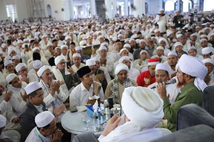 Rangkuman ceramah Habib Umar bin Hafidz selama Rihlah Dakwah 2023 di Indonesia